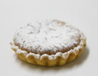 Dusted Bakewell Tartlette